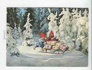 434210 New Year gnomes bring gifts on a sled 1981 Sweden postcard