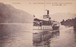 France Lac d'Annecy Le bateau venant de Bredannaz