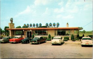 Postcard Sauzer's Waffle Shop Routes 30 and 41 in Schereville, Indiana