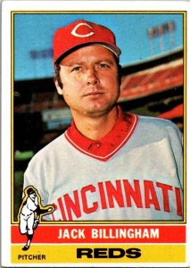 1976 Topps Football Card Jack Billingham Cincinnati Reds sk13563