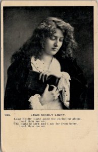 Lead Kindly Light Lovely Woman with Bible Postcard Z16