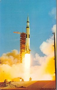 Apollo 11 begins man's first lunar landing mission Florida, USA Space Unused 