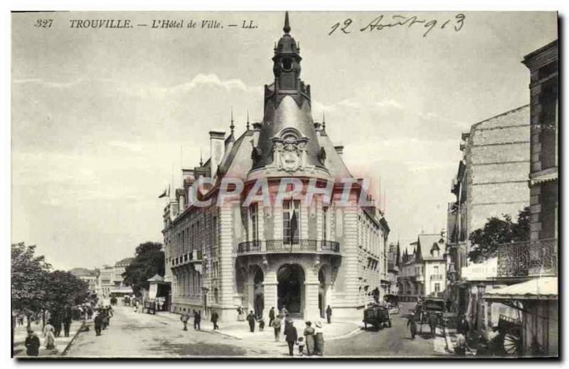 CPA Trouville l'hotel de ville