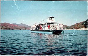 Postcard BOAT SCENE Wilmington Vermont VT AO9618