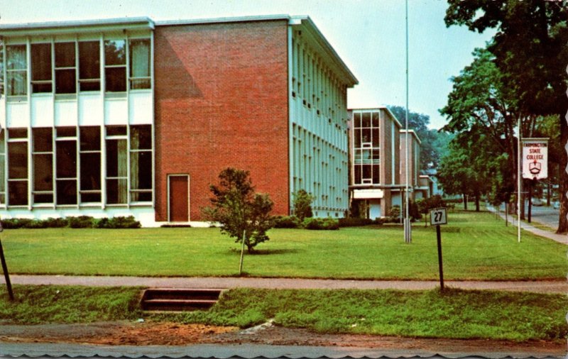 Maine Farmington Library Farmington State College 1970