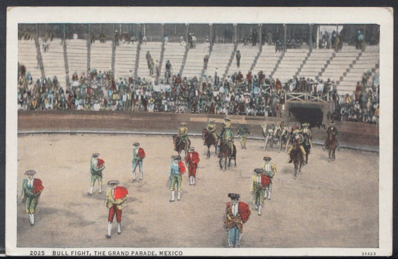 Mexico Postcard - Bull Fight, The Grand Parade    RS10312