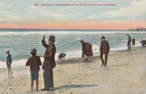 LP02  Redondo, California, CA, postcard, Hunting for 