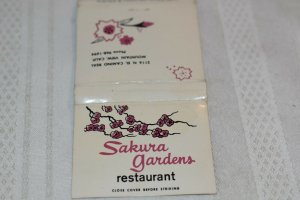 Sakura Gardens Restaurant Mountain View California 30 Strike Matchbook Cover