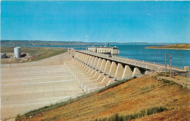 Fort Randall Dam Reservoir PIckstown South Dakota SD Postcard