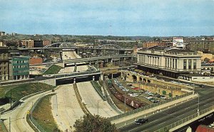 Baltimore MD Jones Falls Expressway Penn. Railroad Station, Postcard