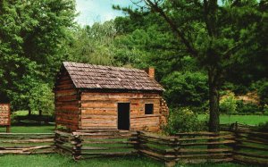 Vintage Postcard Abraham Lincoln's Boyhood Home Hodgenville Kentucky KY