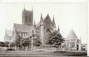 Lincolnshire Postcard - Lincoln Cathedral South East - Ref TZ8958