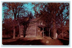 Samuel Hill Cabin New Salem State Park Lincoln's New Salem Illinois IL Postcard