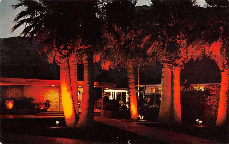 Palm Springs California birds eye view Oasis Hotel at night vintage pc ZA440362