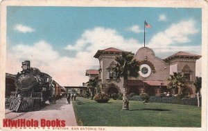 Postcard SP & MK & TRR Station San Antonio Texas