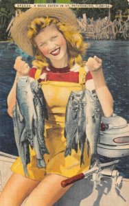 A BASS FISH CATCH IN ST. PETERSBURG FLORIDA FISHING POSTCARD (1940s)