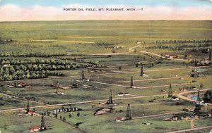 Mt Pleasant, MI Michigan  PORTER OIL FIELD & DERRICKS  Bird's Eye View  Postcard