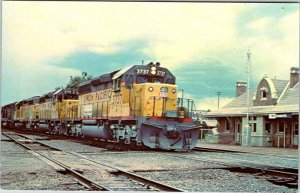 Postcard TRAIN SCENE Evanston Wyoming WY AK9043