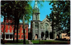 VINTAGE POSTCARD THE CATHEDRAL AT ST. HYACINTHE QUEBEC CANADA 1960s