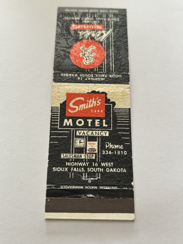 Matchbook Cover Smiths Motor Inn Kirks Restaurants Sioux Falls South Dakota MB64