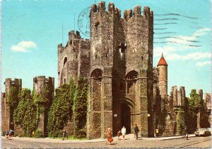 Postcard Belgium Gent - Chateau des Contes - Gravensteen castle