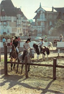 Lot259 deauville calvados station balneaire horse riding  france hippisme