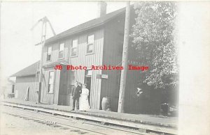 Depot, Iowa, Kamrar, RPPC, Chicago Northwestern Railroad Station