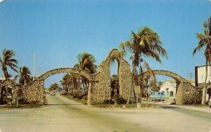 Rustic Stone ArchwayFt. Myers Beach, FL, USA Fort Myers, Florida Postcard