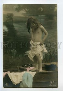 491185 TRAUT PHOTO Curly Girl in Boat NUDE Vintage postcard 1907 year