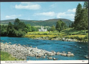 Scotland Postcard - River Dee and Balmoral Castle   RR883