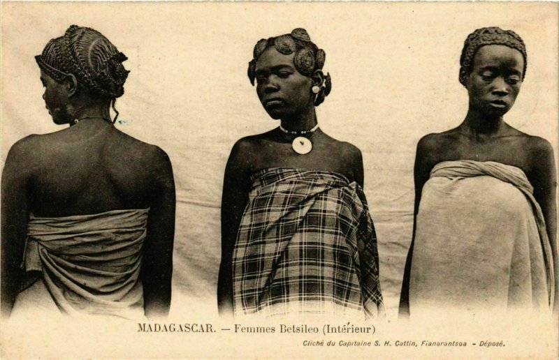 CPA AK Femmes Betsileo MADAGASCAR (819726)