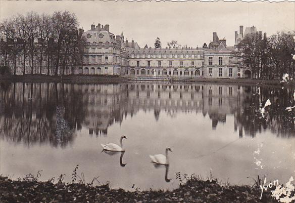 France Fontainbleau Le Palais L'Etang aux Carpes