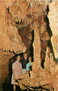 AR, Bull Shoals, Arkansas, Mountain Village, Bull Shoals Caverns, Dexter Press 