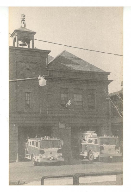 PA - Harrisburg. Fire Department & Apparatus, Reily No. 10 ca 1977