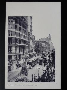 USA: NEW YORK CITY - Braodway near John St. c1905 UB