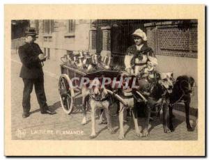 Postcard Old Car has Laitiere Flemish dog