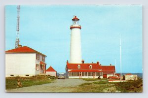 Le Phare de Cap-Des Rosiers Lighthouse Gaspe-Nord Quebec UNP Chrome Postcard L13