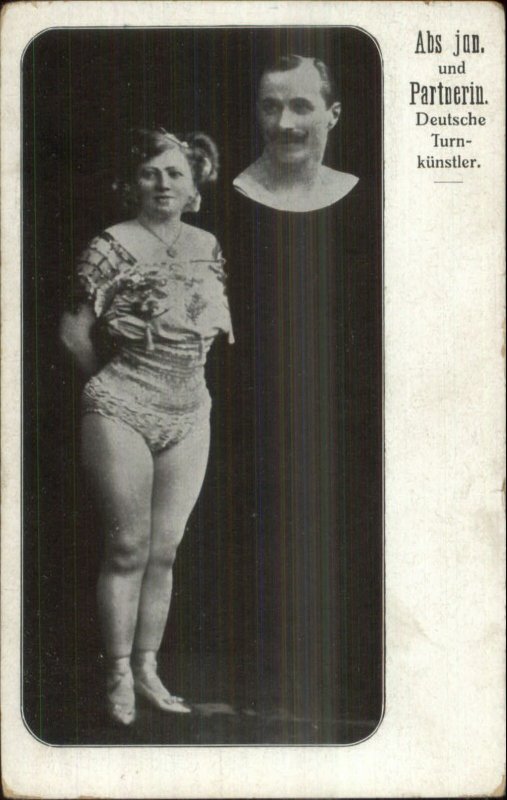 Circus Sideshow? Abs jan und Partnerin Deutsches Turnkunstler Gymnast Postcard