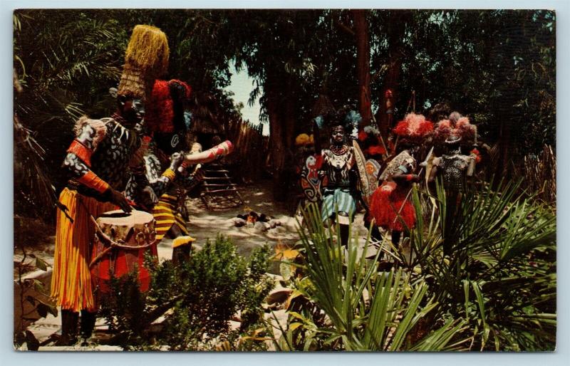 Postcard CA Anaheim Disneyland Adventureland Headhunter Country Jungle Boat A11