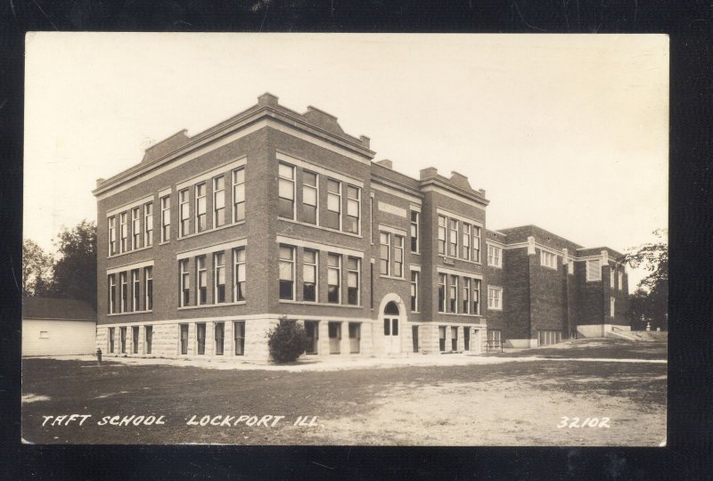 RPPC LOCKPORT ILLINOIS TAFT SCHOOL BUILDING VINTAGE REAL PHOTO POSTCARD