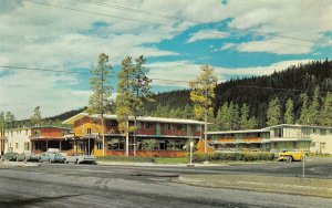 JASPER, Alberta Canada   MOUNT ROBSON MOTEL  Roadside   ca1960's Chrome Postcard