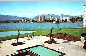 Postcard PANORAMIC SCENE Vancouver British Columbia BC AJ4344