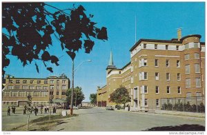 Rimouski , Quebec , Canada , 40-60s : L'Ecole de Commerce