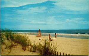 Vtg 1970s Beach Scene Ocean City Maryland MD Unused Chrome Postcard