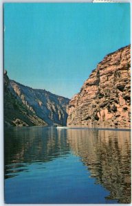 Postcard - Flaming Gorge Reservoir, Wyoming-Utah, USA