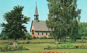 Postcard Evangeline Memorial Church Grand Pre-National Park Nova Scotia Canada