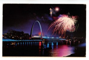 MO - St. Louis. Fireworks, Gateway Arch, October 1965