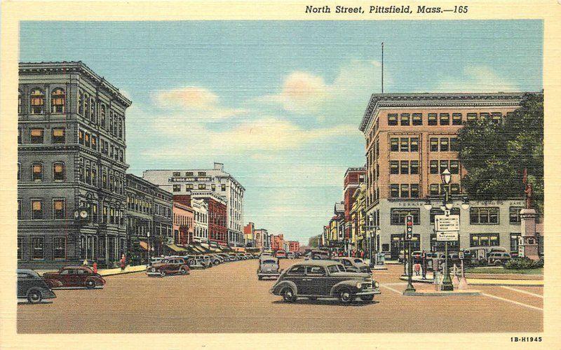 Autos 1940s North Street PITTSFIELD MASSACHUSETTS Hughes Teich postcard 3913