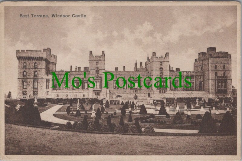 Berkshire Postcard - Windsor Castle, The East Terrace RS32660