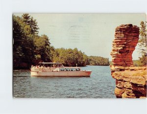 Postcard The Wisconsin at Chimney Rock, Wisconsin Dells, Wisconsin